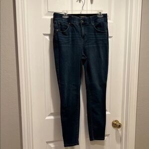 Torrid Bombshell Skinny Jeans. Size 12 short. EUC.
